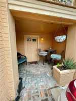 featured image of 3421 Iberville St #B