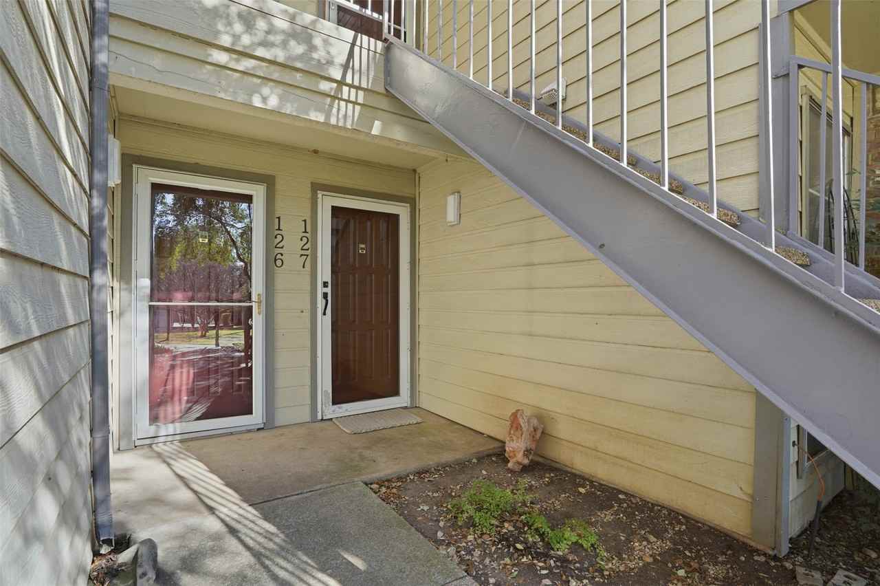 2535 Wedglea Dr #F127 - Photo 4 of 35