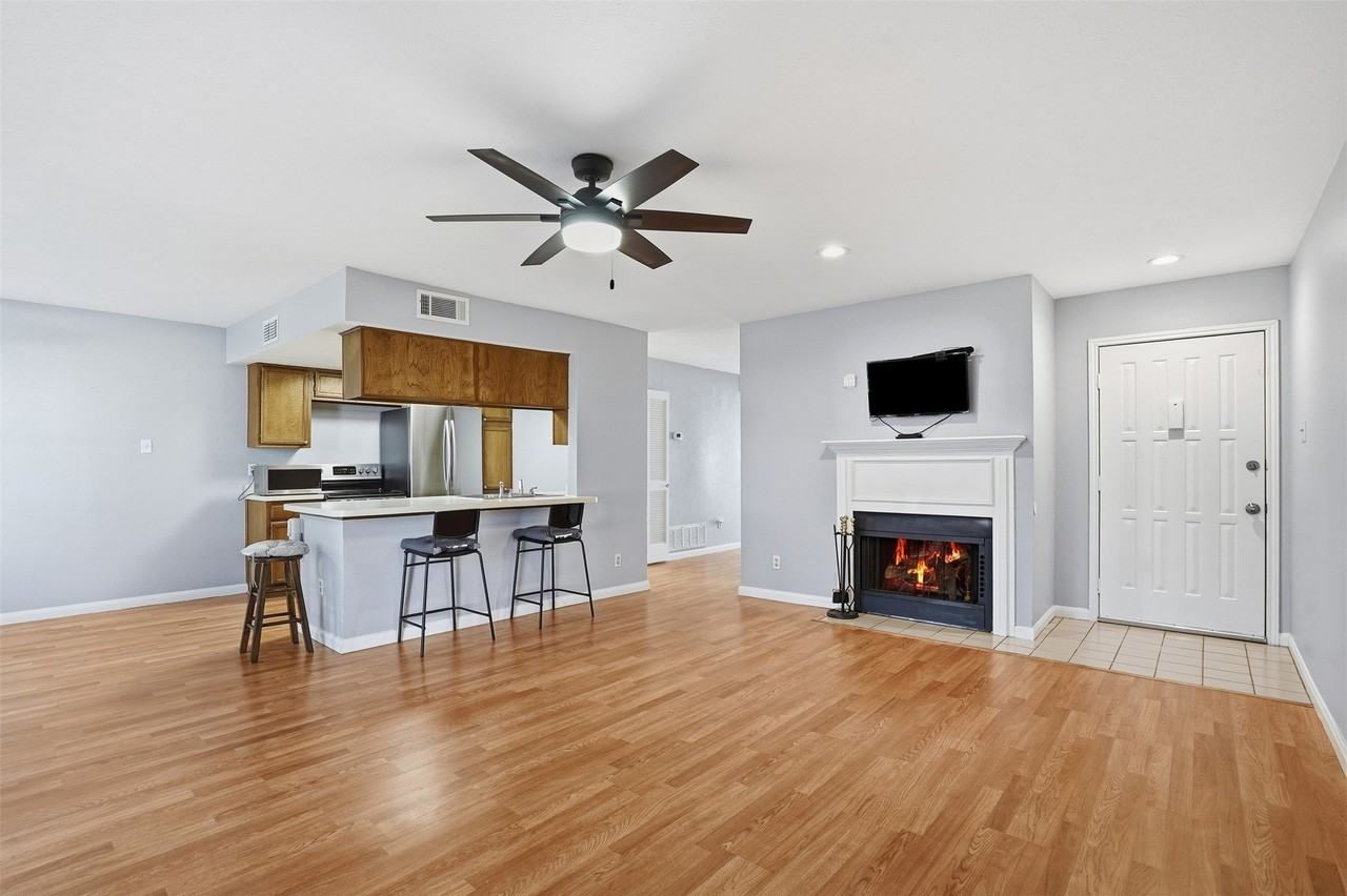 2535 Wedglea Dr #F127 - Photo 7 of 35