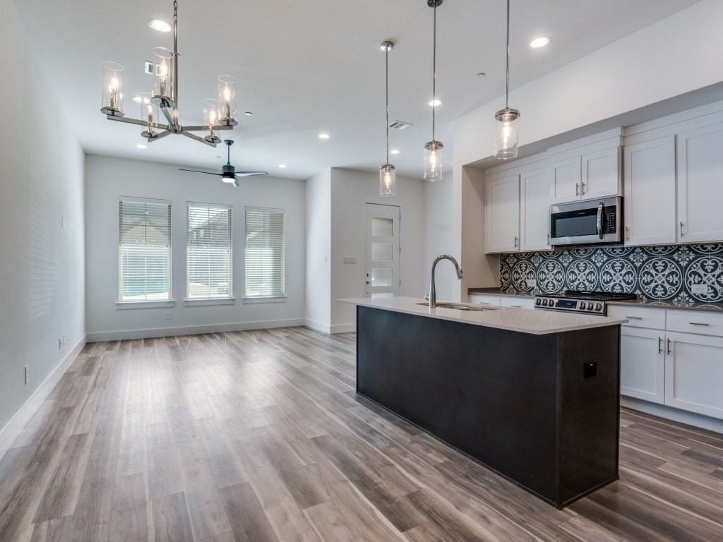804 Eaglescliffe Lndg - Photo 3 of 25