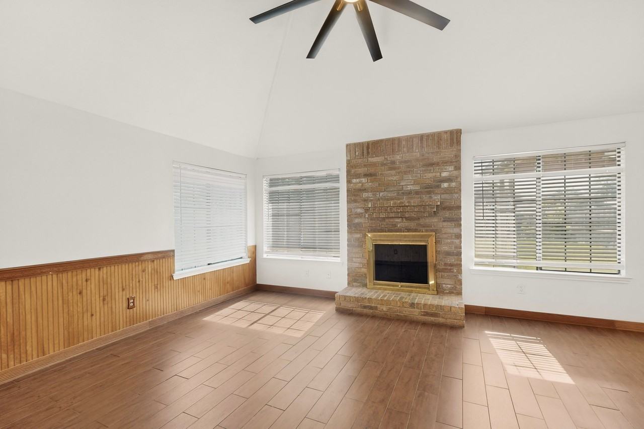 3305 Bucknell Dr - Photo 7 of 38