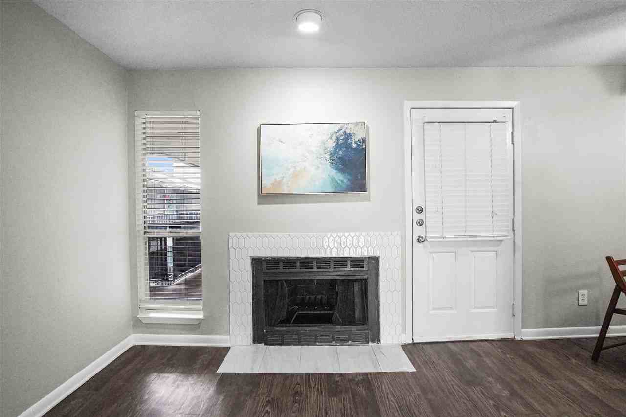 4502 Gaston Ave #319 - Photo 4 of 18
