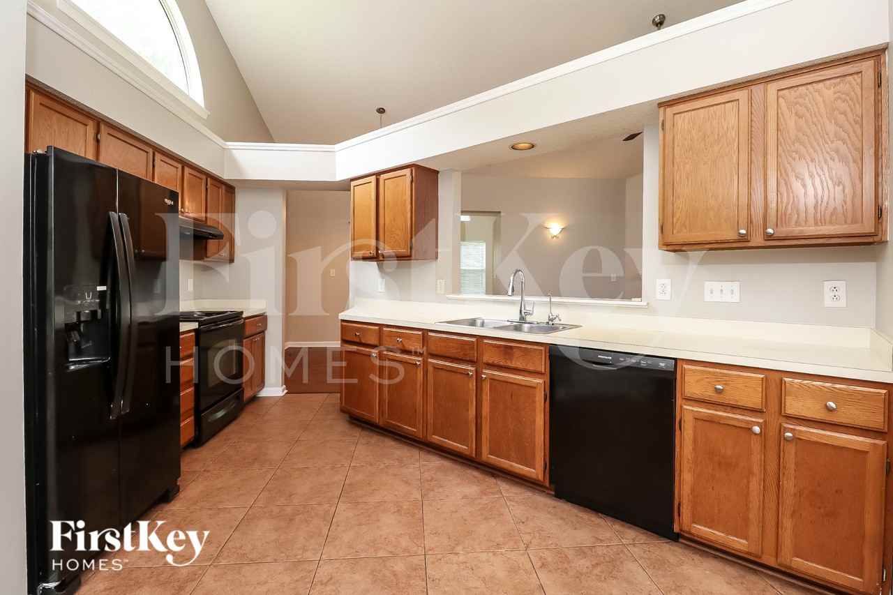 13224 Greycrest Dr - Photo 6 of 16