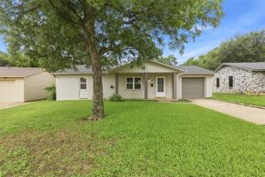 featured image of 611 Crane Dr