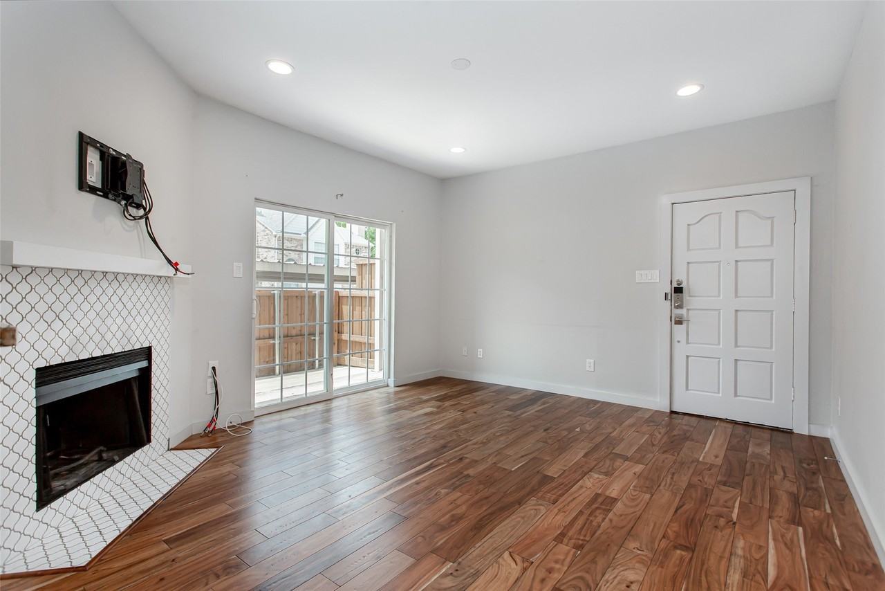 6210 Oram St #5 - Photo 4 of 23