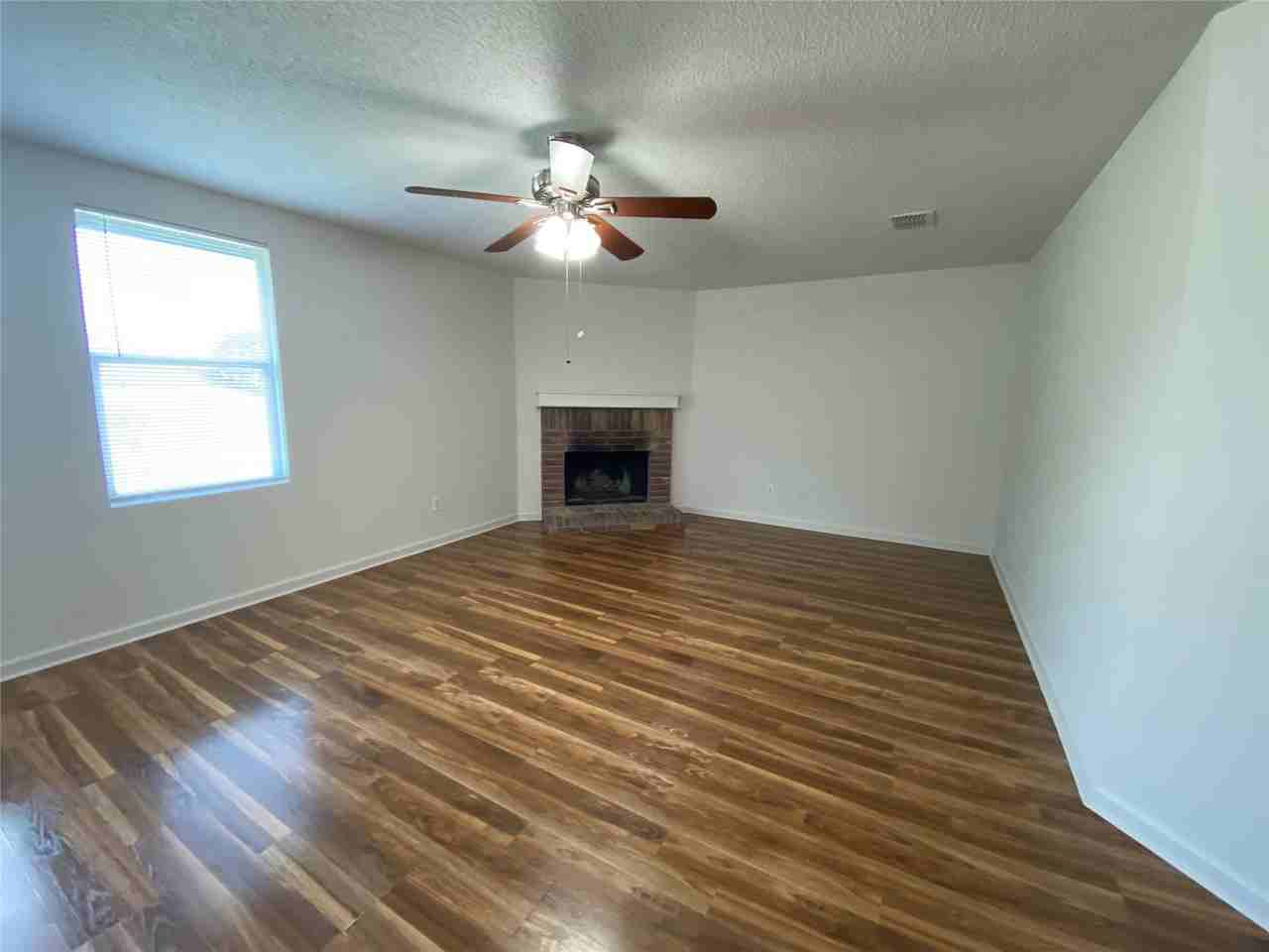 618 Marbury Way - Photo 7 of 20