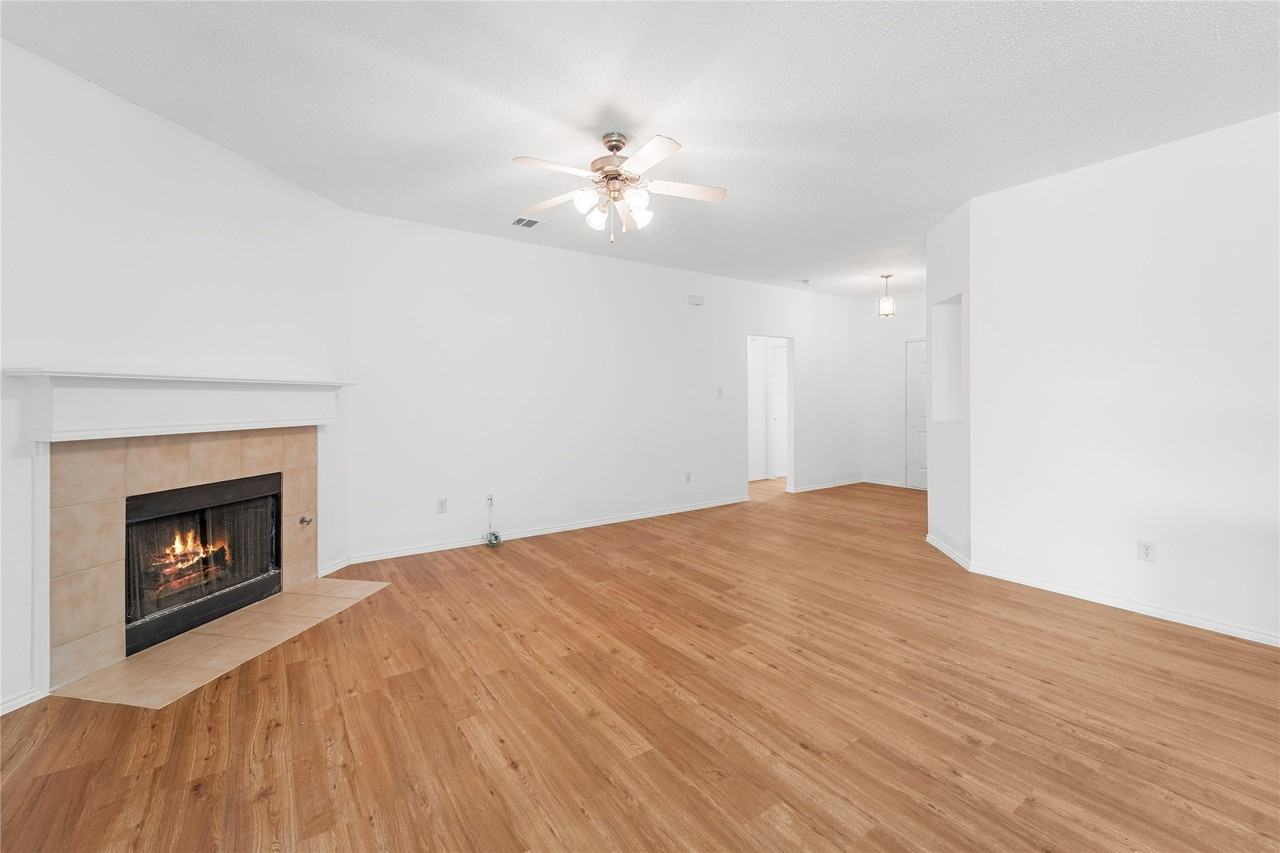 9825 Tyler Dr - Photo 5 of 31