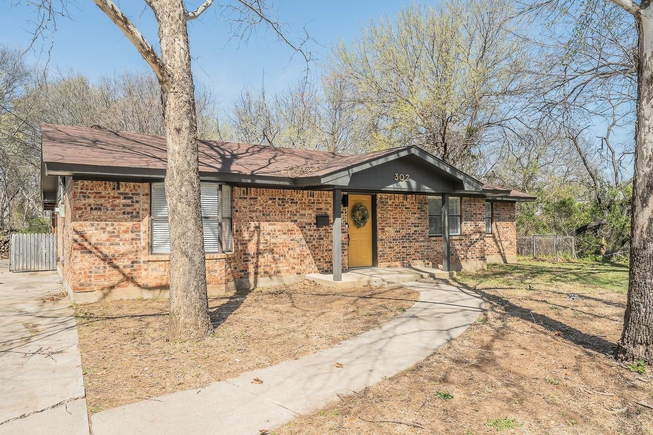302 W Hale Ave - Photo 3 of 33