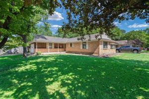 featured image of 7204 Bucknell Dr