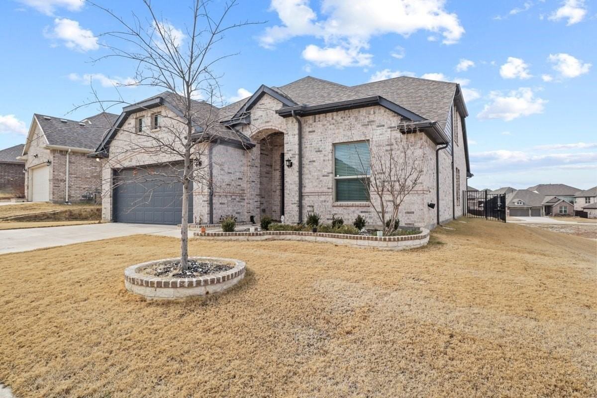 5321 Waterview Ct - Photo 2 of 17