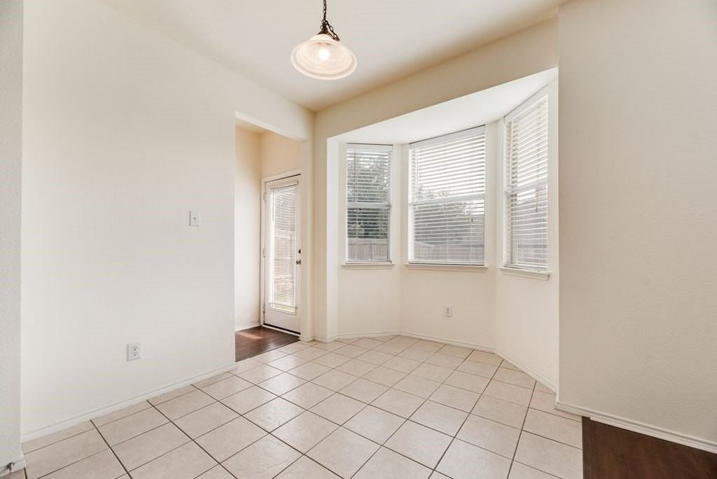 4241 Enchanted Rock Ln - Photo 7 of 21