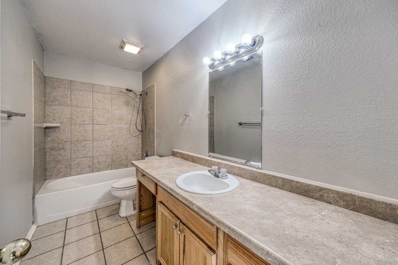 761 Olive Branch Rd - Photo 3 of 20