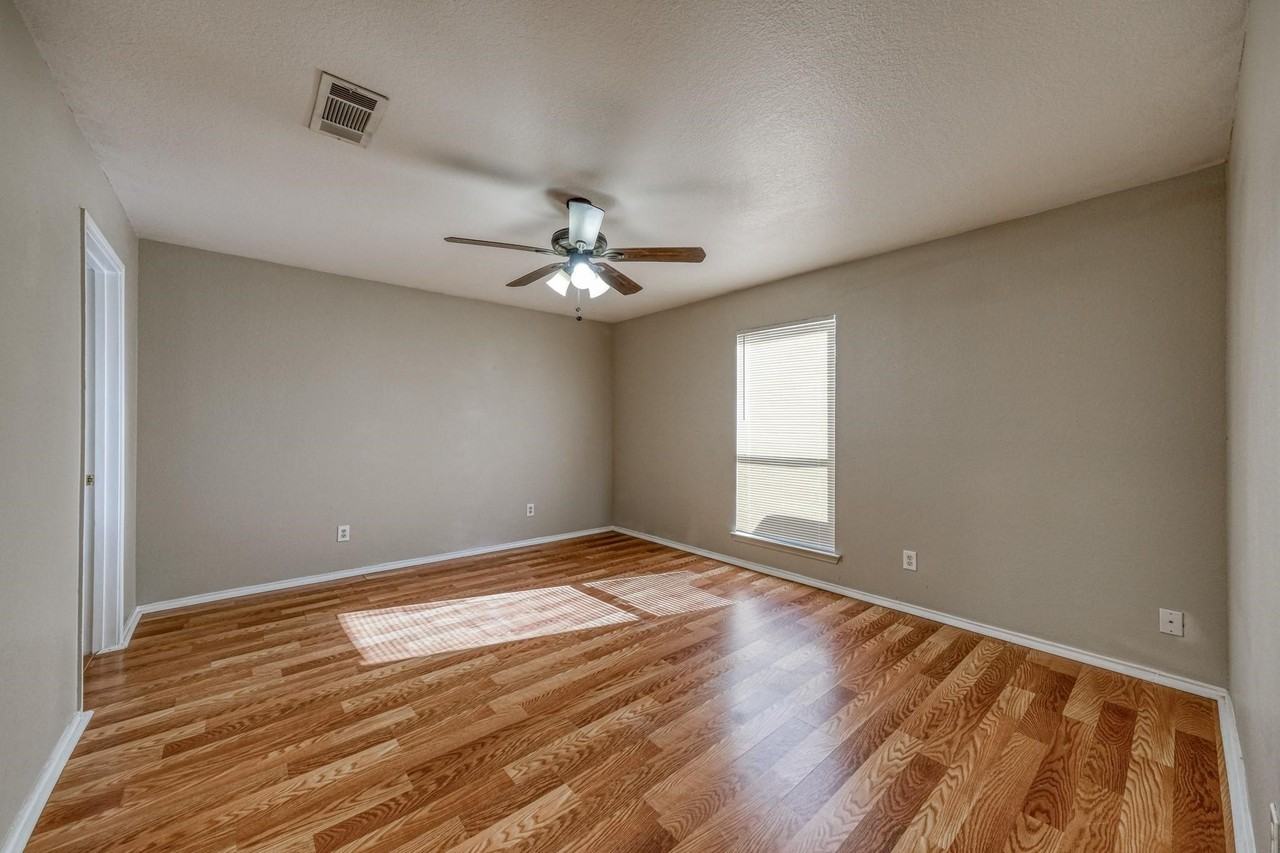 761 Olive Branch Rd - Photo 5 of 20