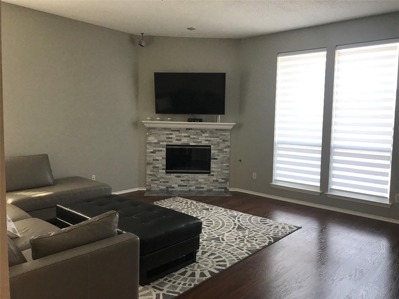 8410 Stoneview Dr - Photo 6 of 32
