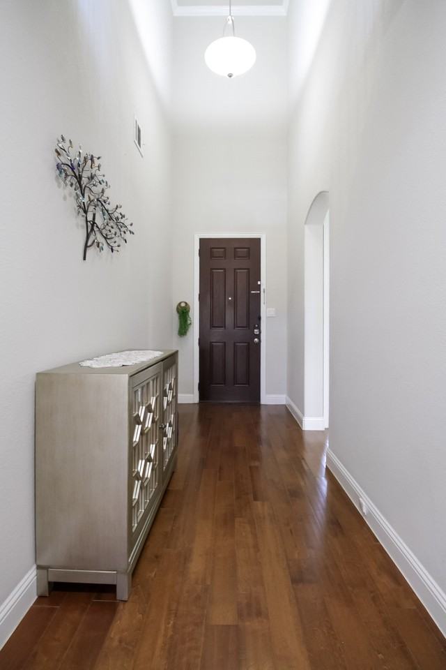 14286 Winecup Dr - Photo 3 of 32