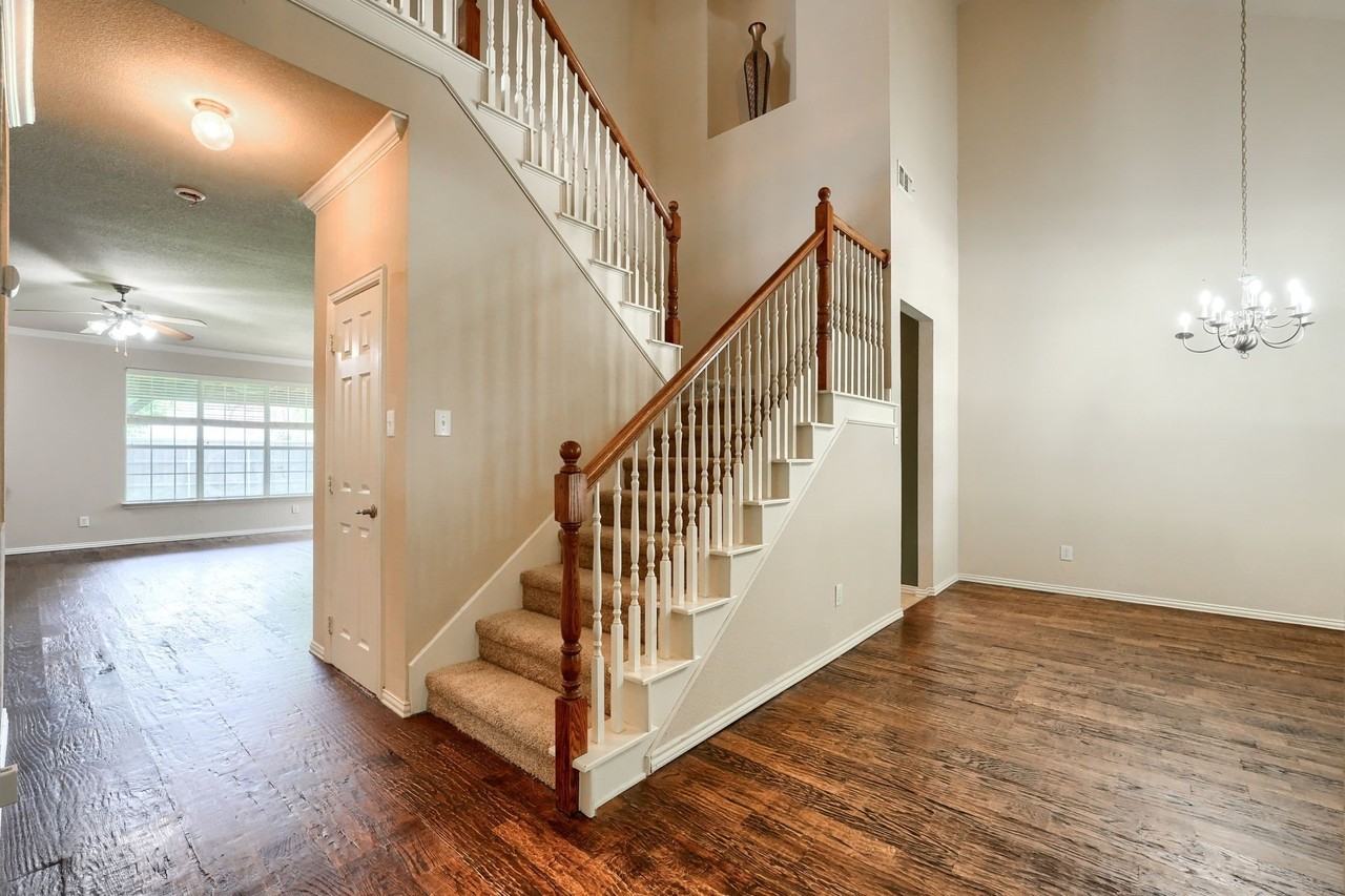 13955 Mill Town Dr - Photo 4 of 34