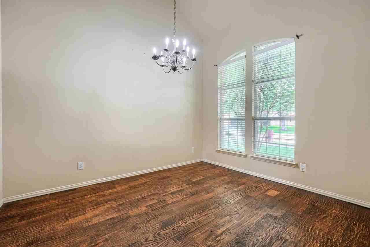 13955 Mill Town Dr - Photo 6 of 34