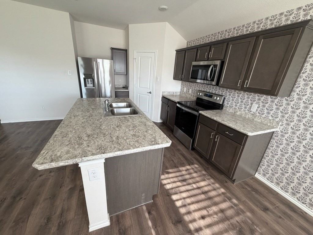 3112 Shorthorn Way - Photo 2 of 8