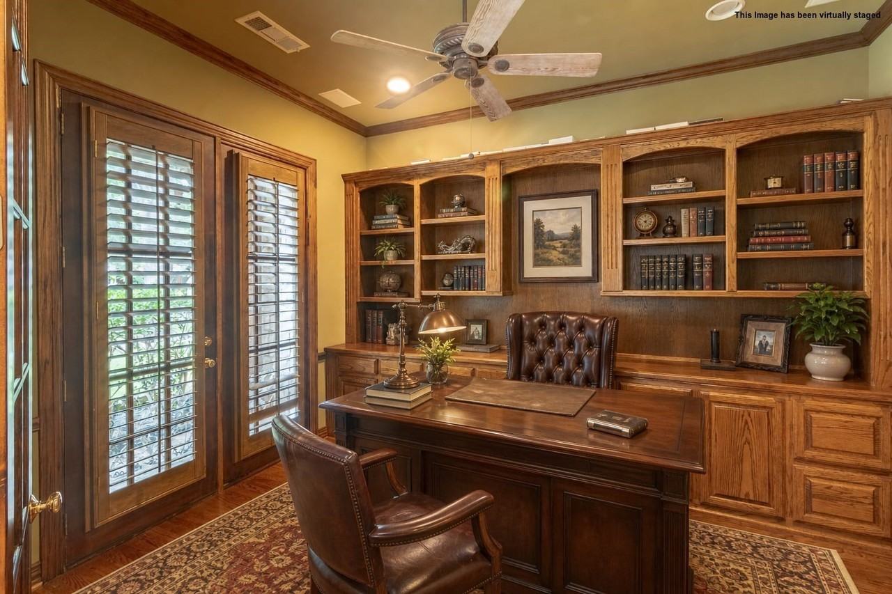 1053 Sir Lancelot Cir - Photo 6 of 40