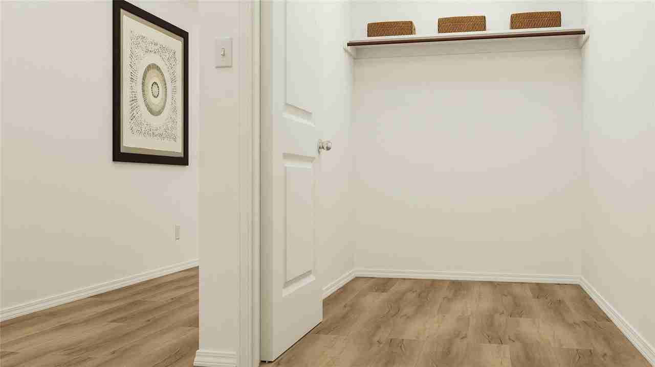 1033 Sourgum St - Photo 6 of 13