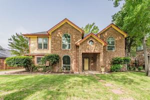 featured image of 4134 Woodland Ct