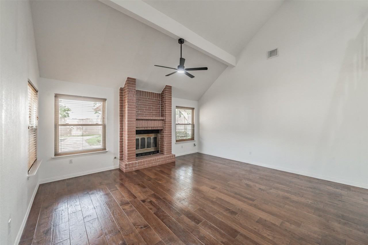 4134 Woodland Ct - Photo 7 of 40