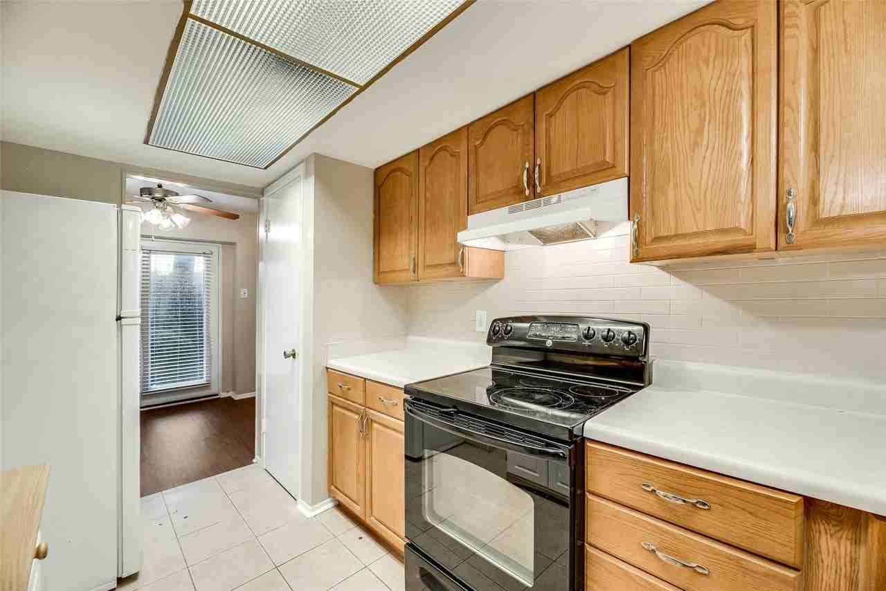 3101 Duck Creek Pkwy - Photo 7 of 18