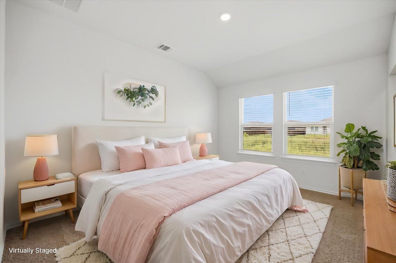 1322 Olivewood Pl - Photo 5 of 26