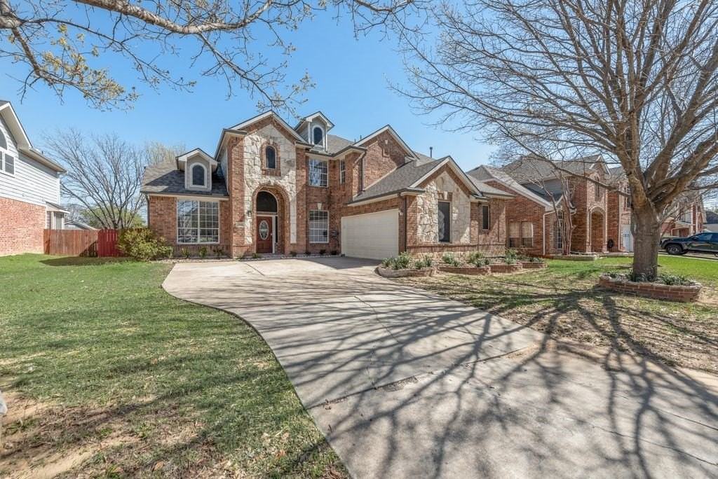 515 Suffolk Dr - Photo 2 of 23
