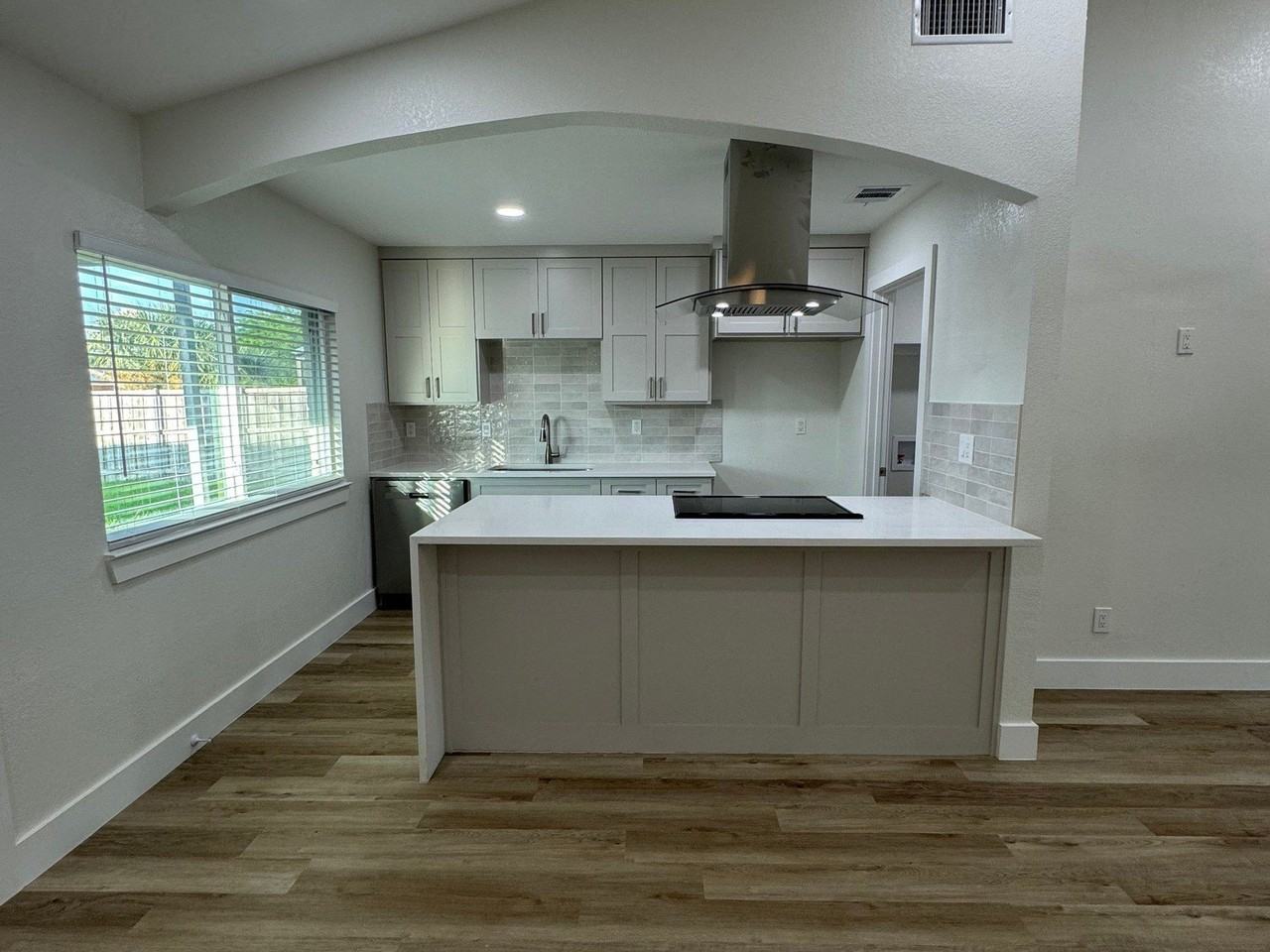 625 Camilla Ln - Photo 6 of 20