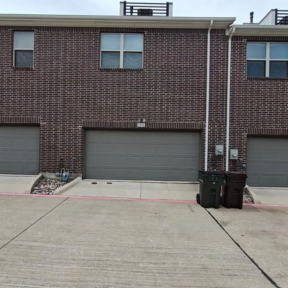 1416 Navasota Trl