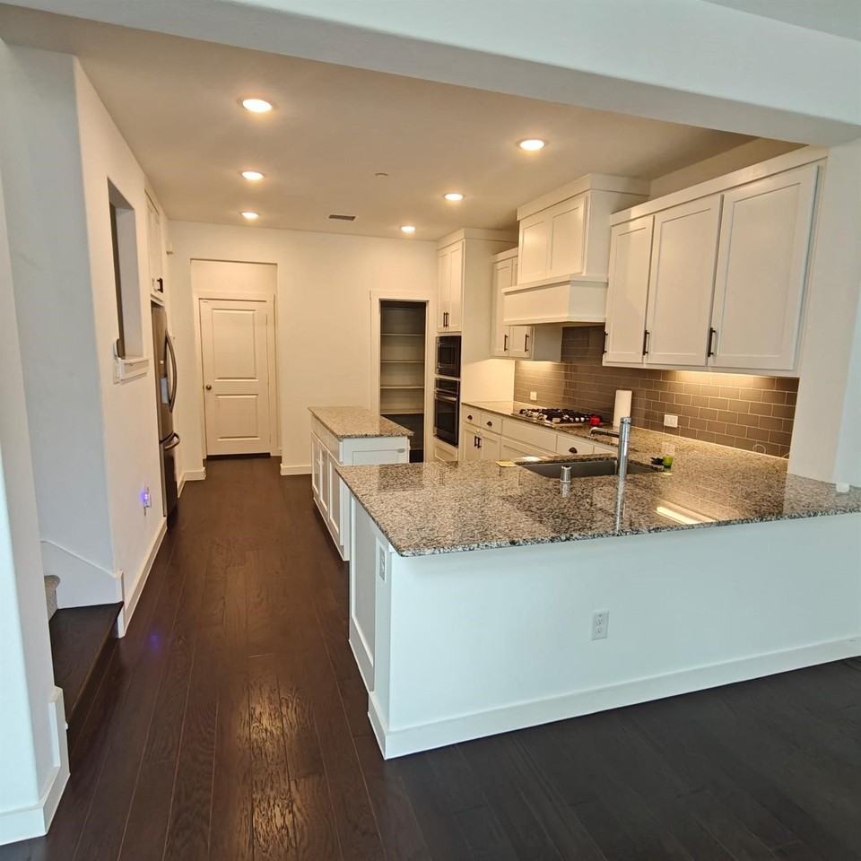 1416 Navasota Trl - Photo 6 of 27