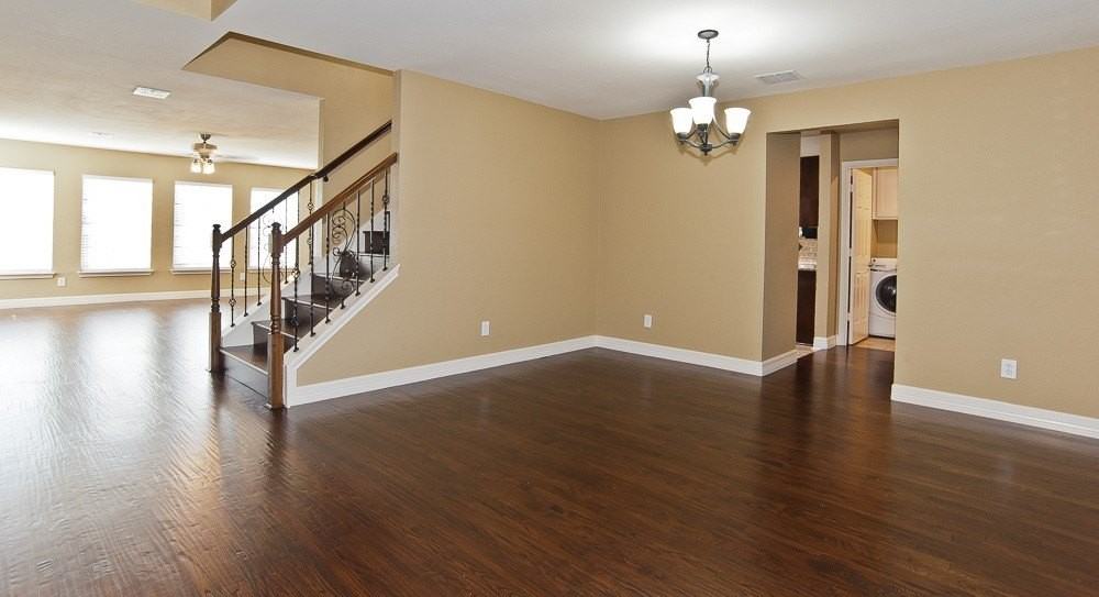 318 Kissimmee Dr - Photo 6 of 37