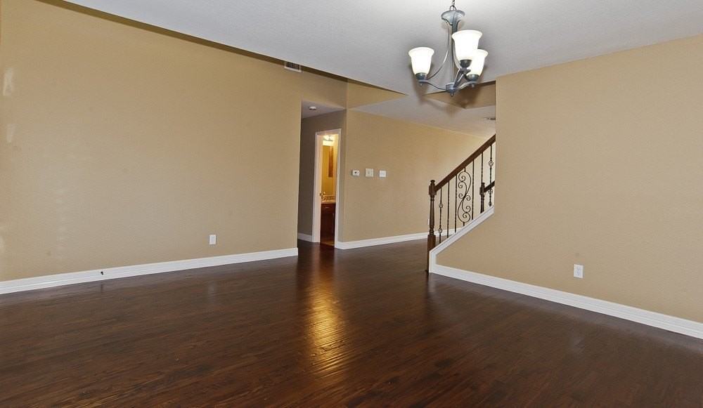 318 Kissimmee Dr - Photo 7 of 37