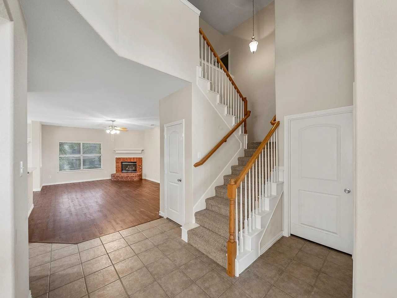 2861 Laurel Oak Dr - Photo 5 of 25