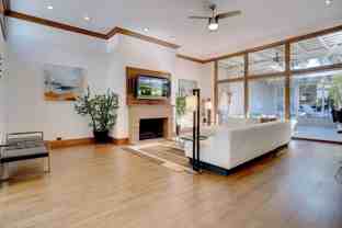 6434 Southpoint Dr - Photo 1 of 1