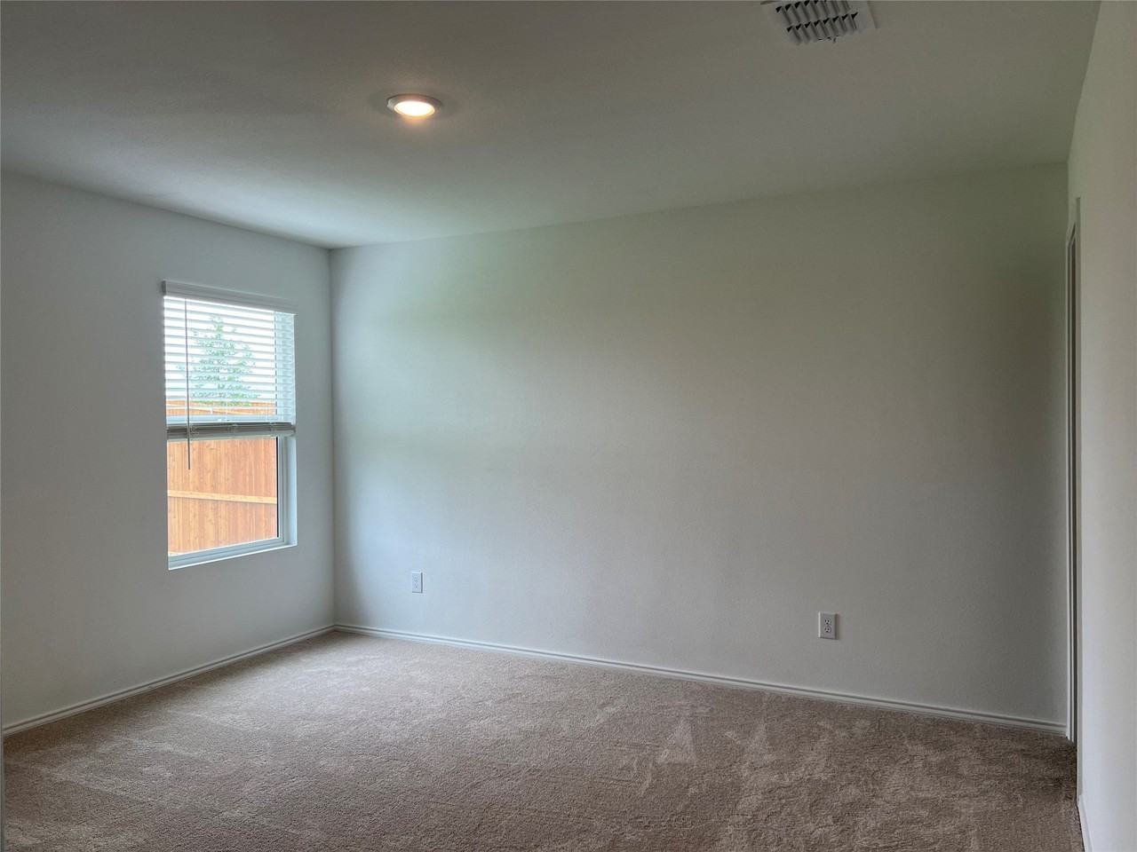7954 Gus Wilson Dr - Photo 4 of 10
