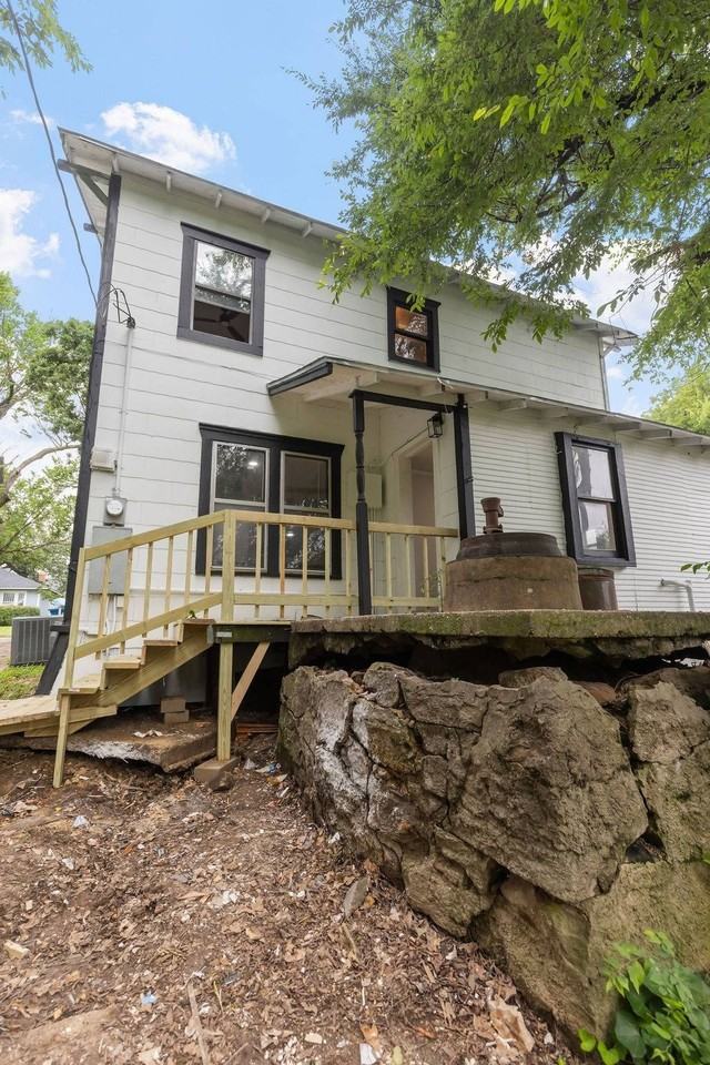 1025 W Walker St - Photo 7 of 50