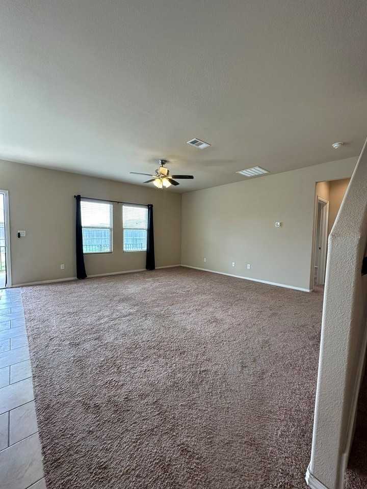 7204 Brooks Ranch Rd - Photo 6 of 15