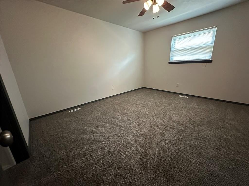 8940 Tilman Dr - Photo 6 of 8