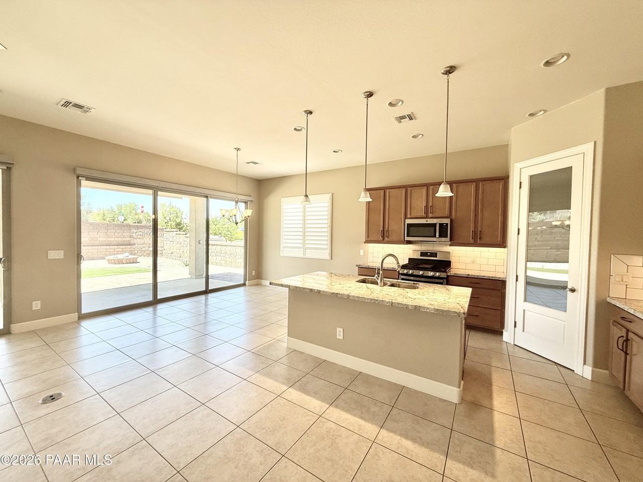 5296 Autumn Leaf Ln - Photo 3 of 18