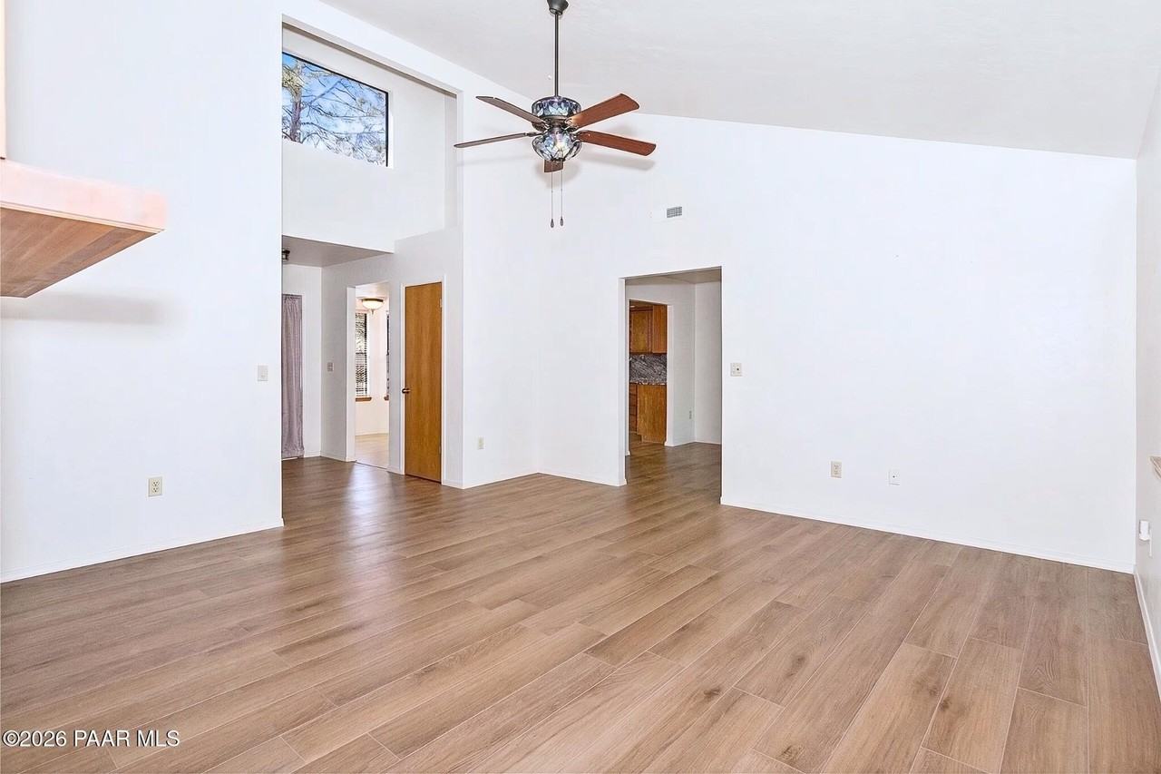 1350 Valley Ranch Cir - Photo 5 of 27
