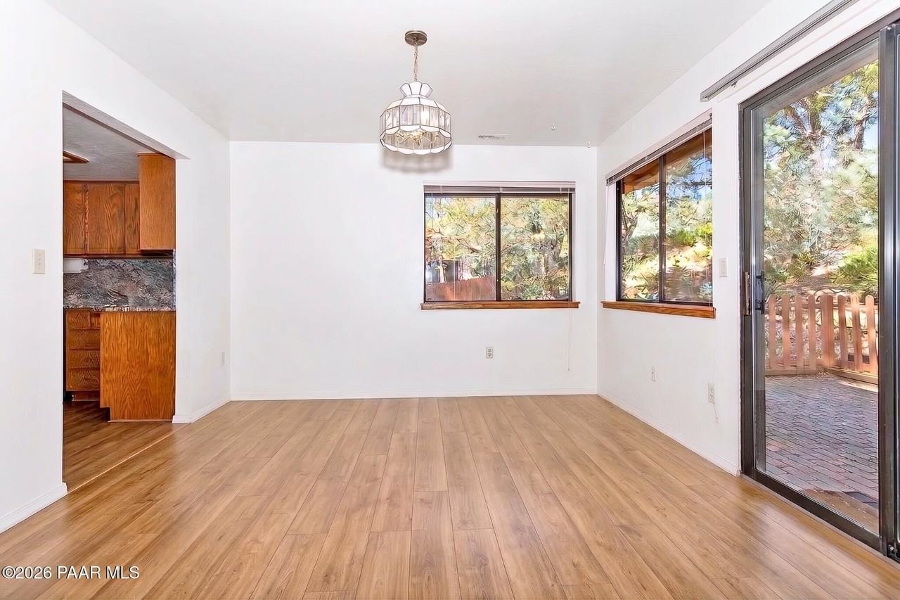 1350 Valley Ranch Cir - Photo 6 of 27