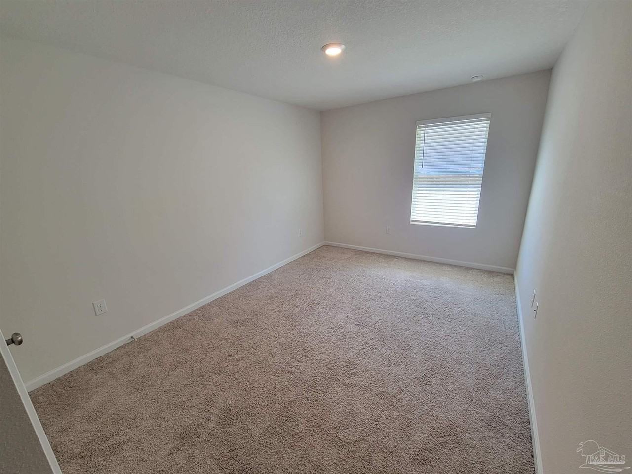 5475 Merlin Way - Photo 5 of 22