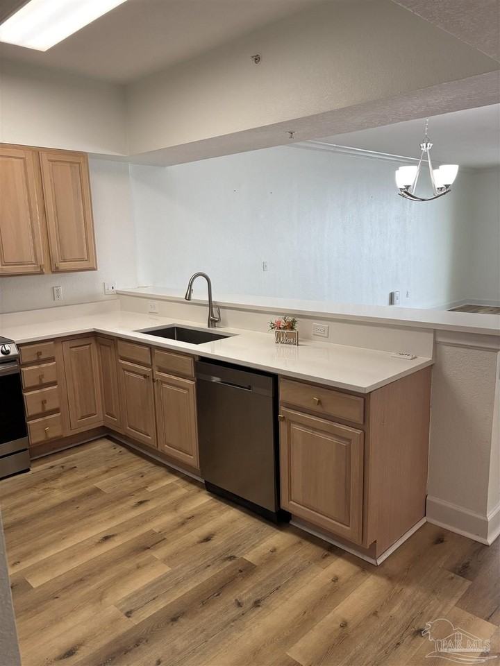 154 Ethel Wingate Dr #209 - Photo 3 of 19