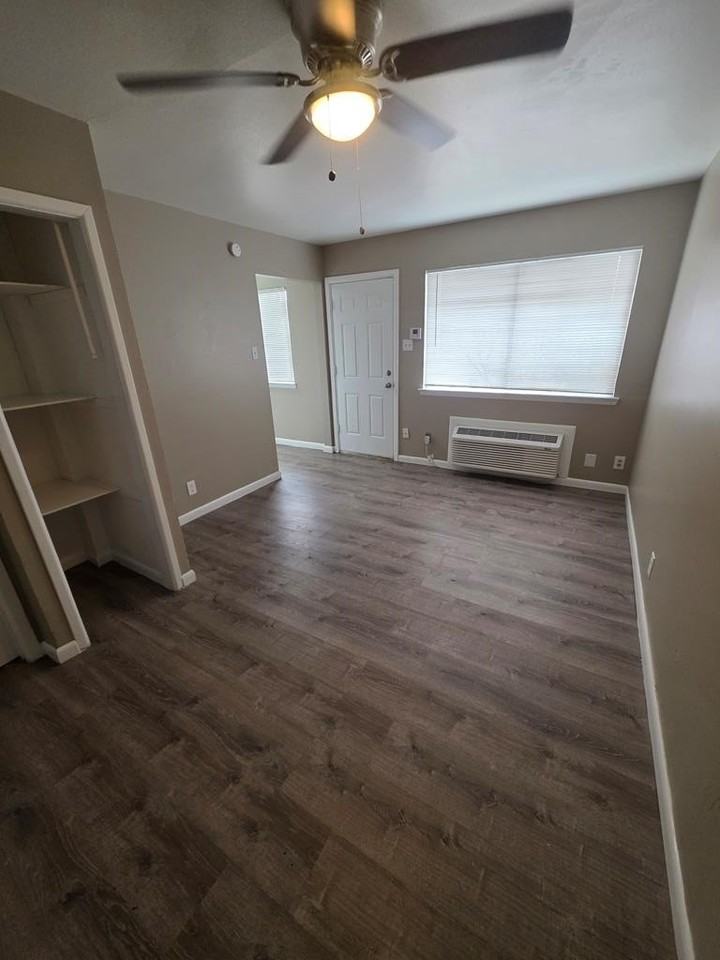 3001 W Ohio Ave #24 - Photo 6 of 13