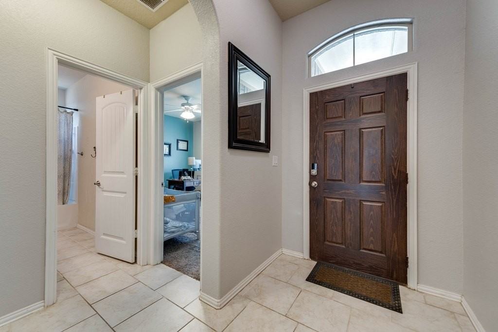 6712 Commonwealth Rd - Photo 2 of 26