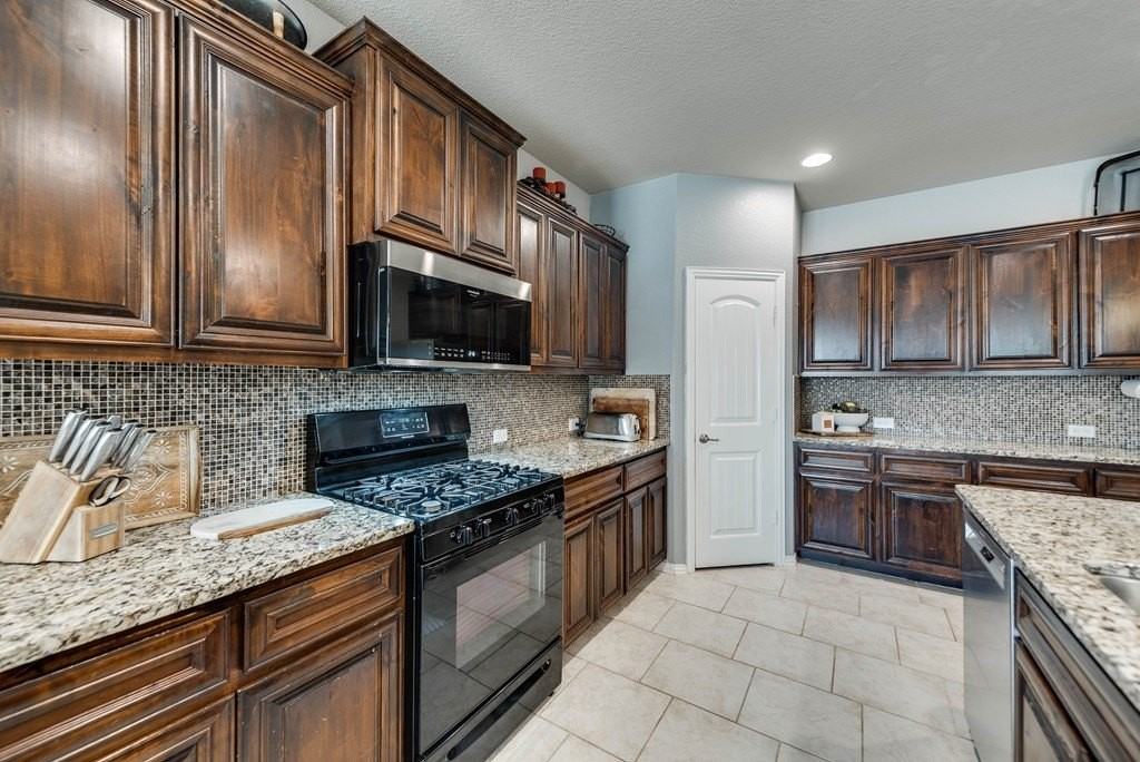 6712 Commonwealth Rd - Photo 7 of 26