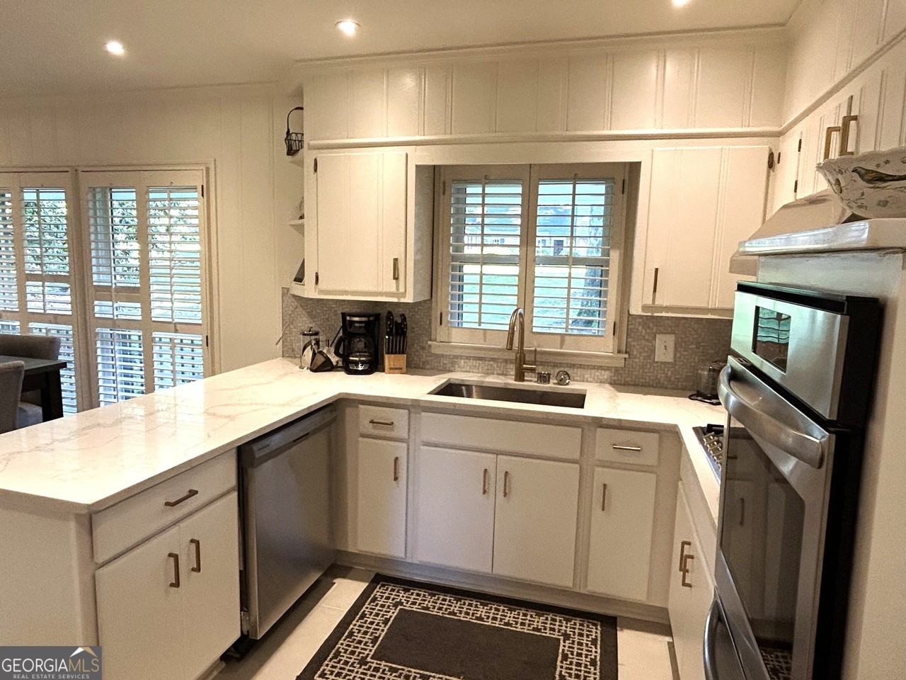 370 Herrington Dr Ne - Photo 3 of 31