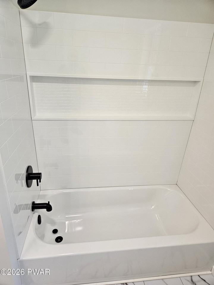 100 Bricker Rd - Photo 4 of 13